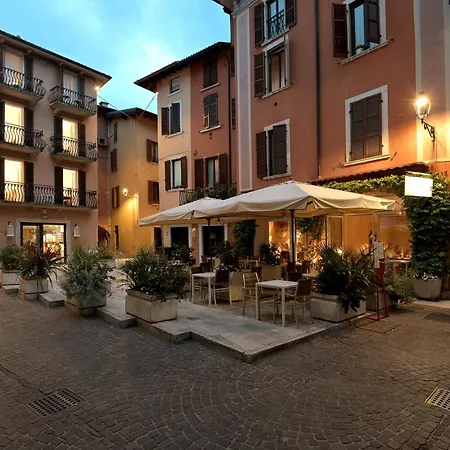 Cavour Apartments Salo Exterior photo