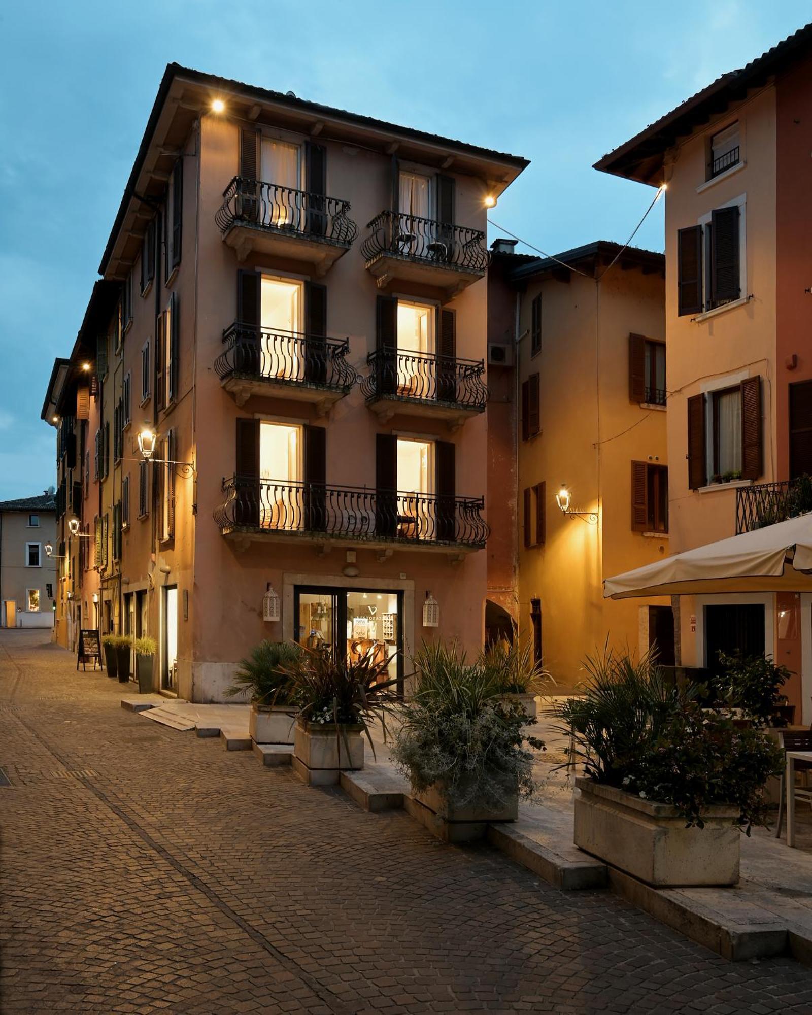 Cavour Apartment *